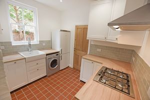 Kitchen- click for photo gallery